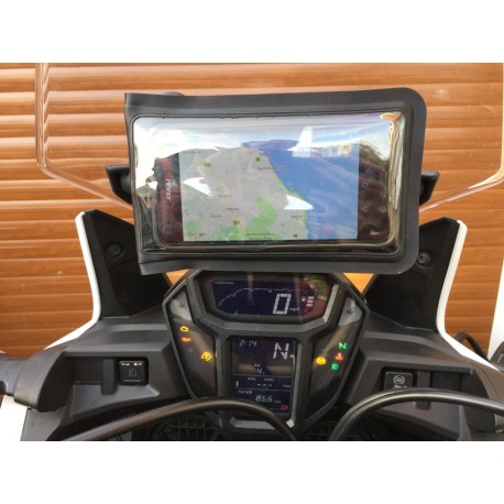 Digidock CRF1000L smartphone charging waterproof case