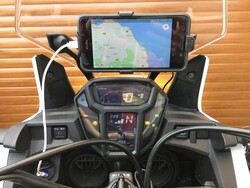 Digidock CRF1000L smartphone cradle
